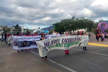 Oaxaca: Feministischer Protestmarsch gegen Feminizide